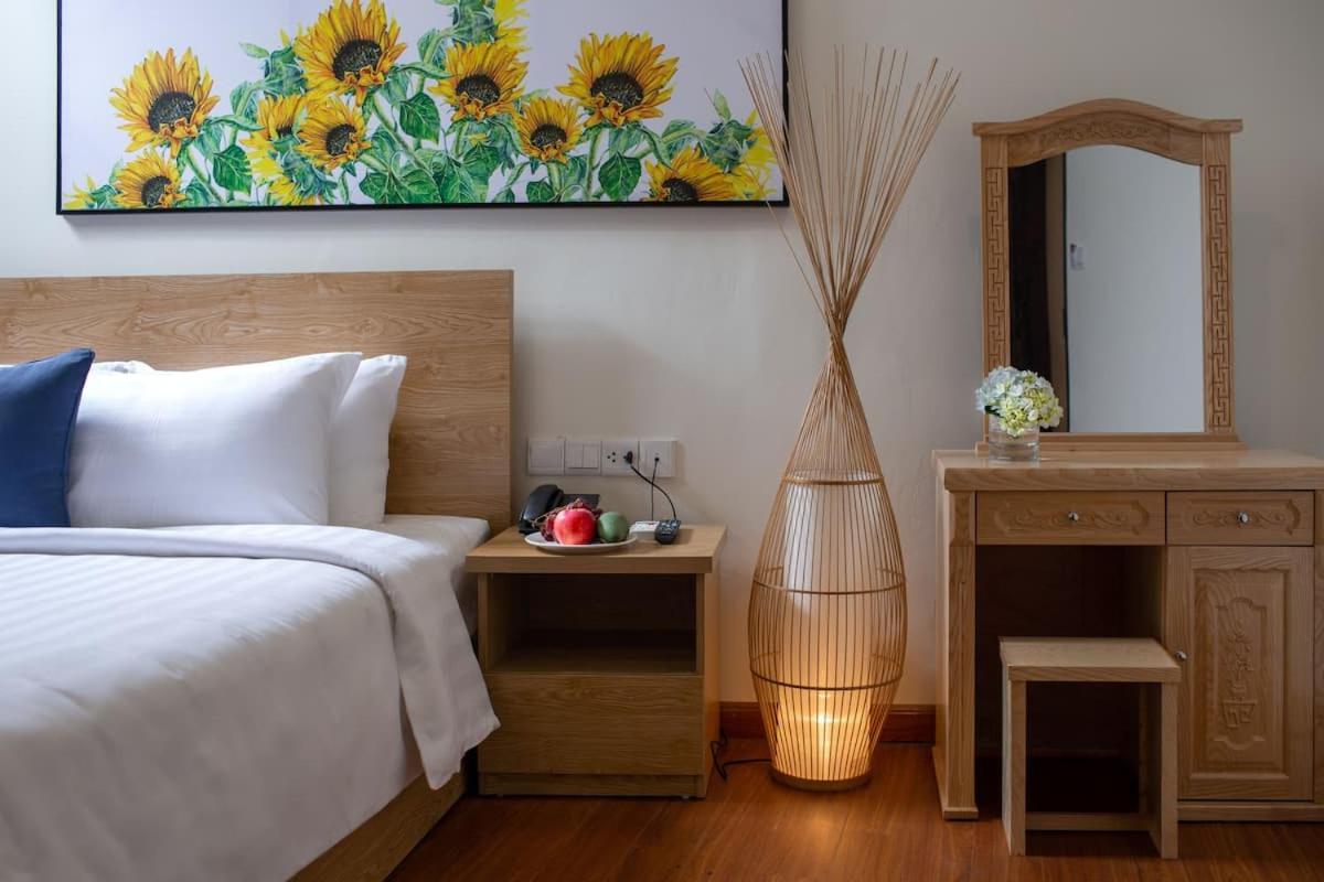 Valley Hotel &Travel Ханой Екстериор снимка